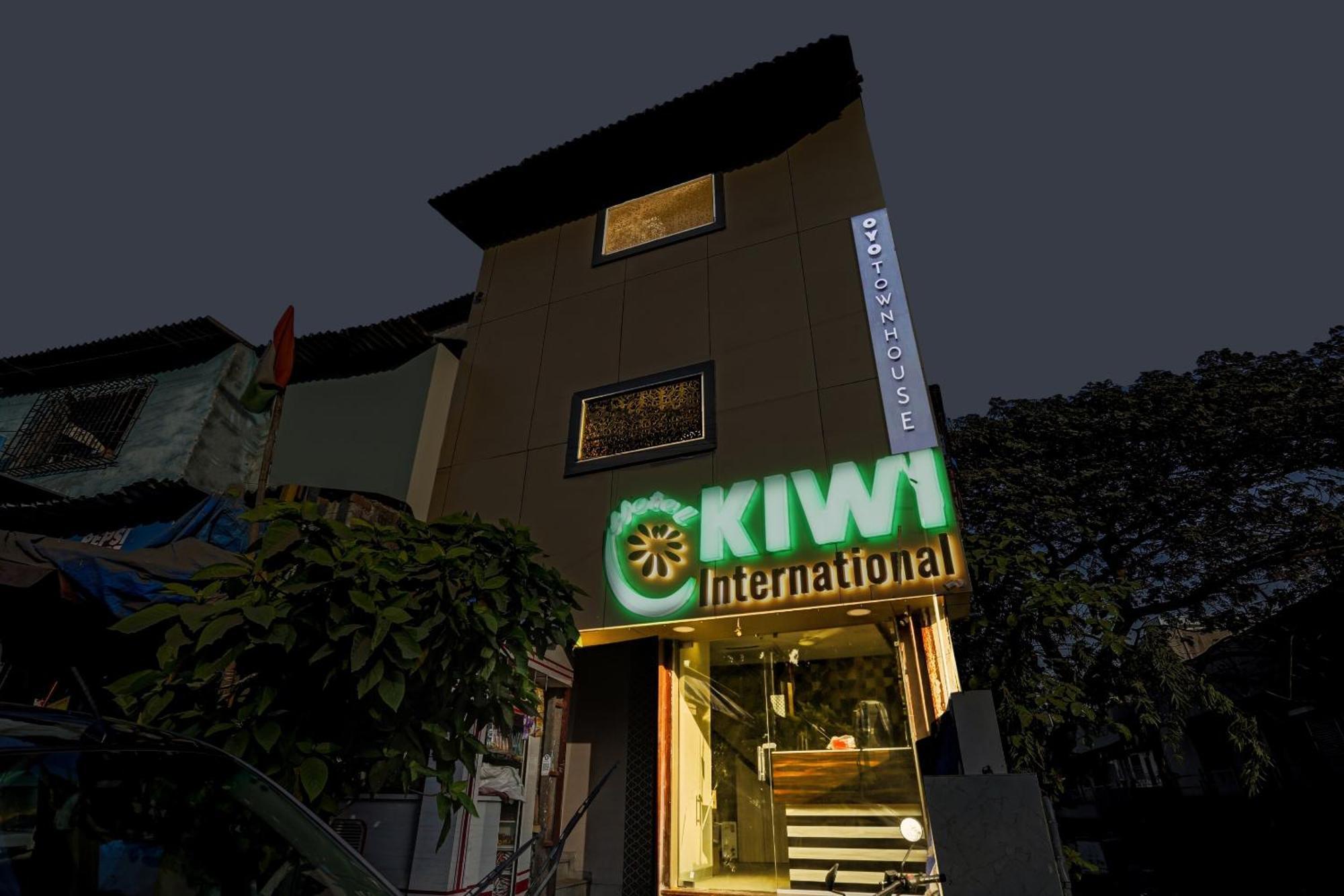 Super Hotel O Kiwi International Мумбай Екстериор снимка